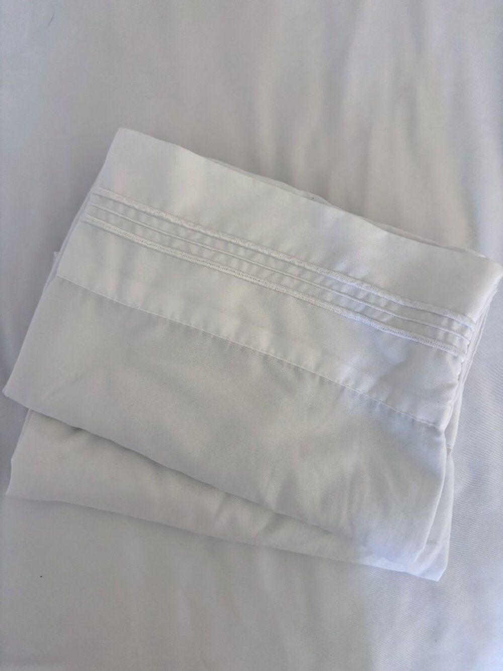 Pair of White Hypoallergenic Microfiber Pillowcases